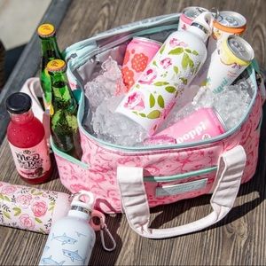 SweetHoney Cooler Bag- Flowers Under the Sea pattern. NWT.